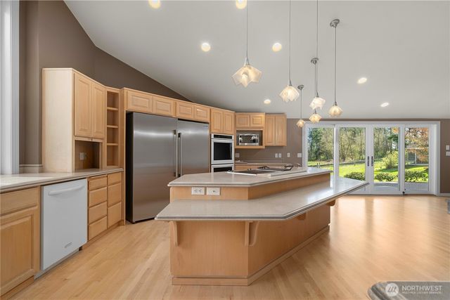 41818 222nd Avenue SE, Enumclaw, WA 98022