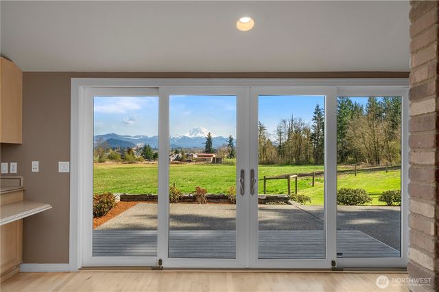 41818 222nd Avenue SE, Enumclaw, WA 98022