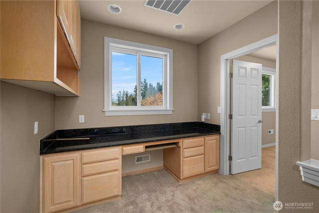 41818 222nd Avenue SE, Enumclaw, WA 98022