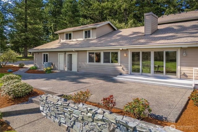 41818 222nd Avenue SE, Enumclaw, WA 98022