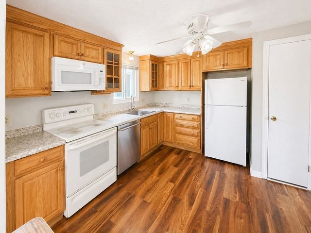 22 Leonard Rd, Framingham, MA 01701