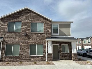 551 E 900 N, Ogden, UT 84404