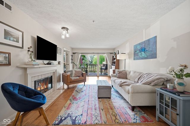 7601 Newport Bay Drive 112, Indianapolis, IN 46240