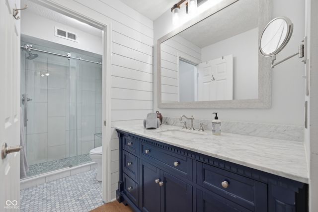 7601 Newport Bay Drive 112, Indianapolis, IN 46240