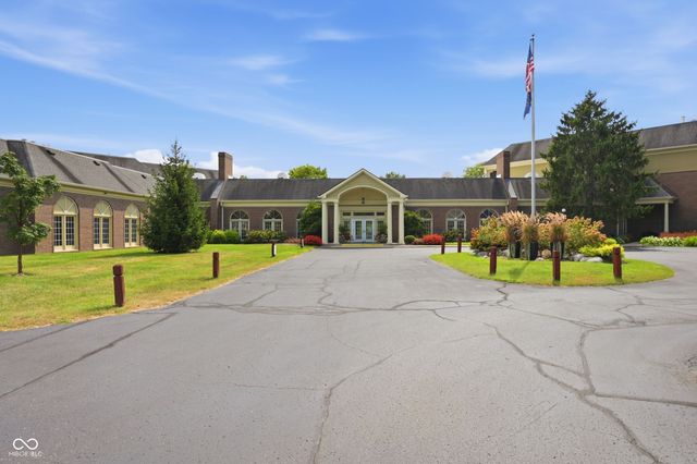 7601 Newport Bay Drive 112, Indianapolis, IN 46240