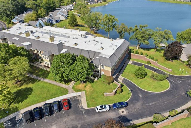 7601 Newport Bay Drive 112, Indianapolis, IN 46240
