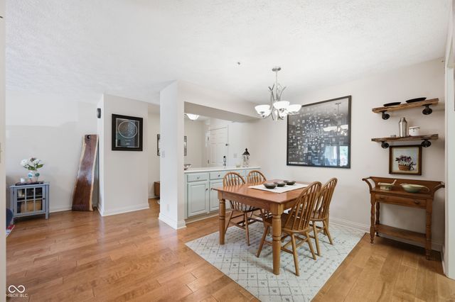 7601 Newport Bay Drive 112, Indianapolis, IN 46240