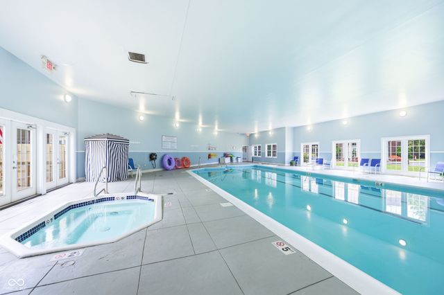7601 Newport Bay Drive 112, Indianapolis, IN 46240