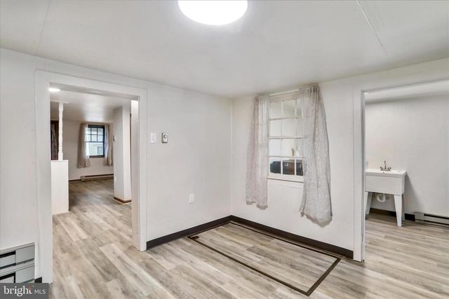 129 E FRANKLIN ST, Greencastle, PA 17225