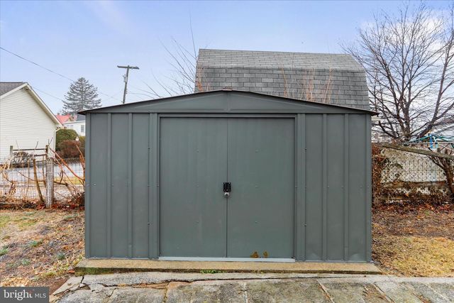 129 E FRANKLIN ST, Greencastle, PA 17225