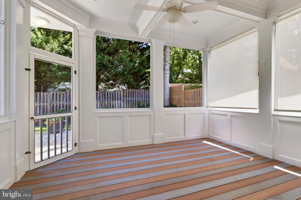 Image 27 of property listing at 7527 WESTFIELD DR, Bethesda, MD 20817