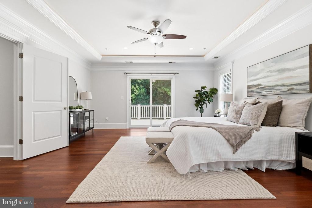 Image 30 of property listing at 7527 WESTFIELD DR, Bethesda, MD 20817