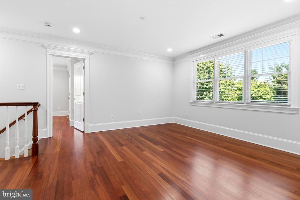 Image 60 of property listing at 7527 WESTFIELD DR, Bethesda, MD 20817