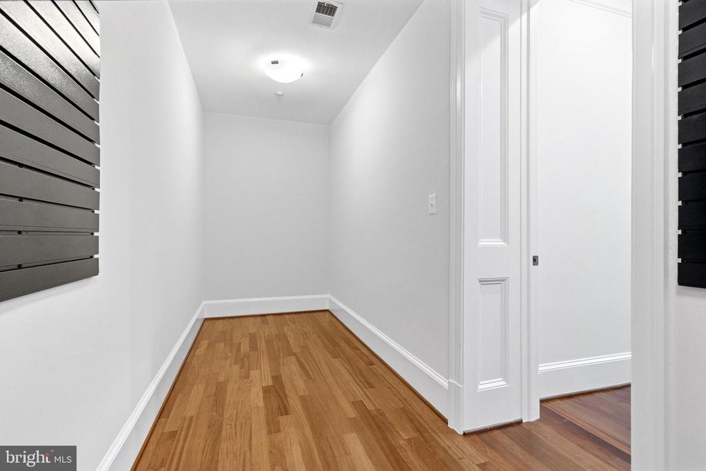 Image 67 of property listing at 7527 WESTFIELD DR, Bethesda, MD 20817