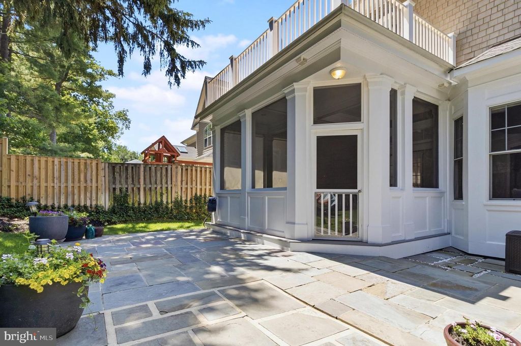Image 74 of property listing at 7527 WESTFIELD DR, Bethesda, MD 20817