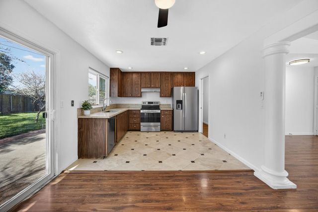 4312 Rosecreek Ct, Sacramento, CA 95826