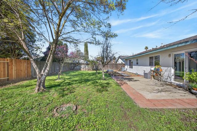 4312 Rosecreek Ct, Sacramento, CA 95826