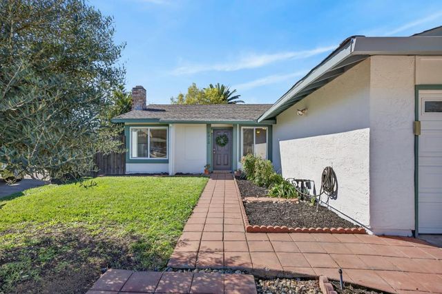 4312 Rosecreek Ct, Sacramento, CA 95826