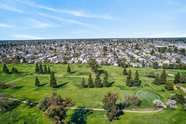 4312 Rosecreek Ct, Sacramento, CA 95826