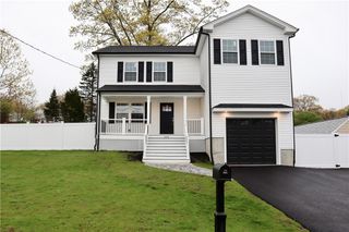 165 Glendale Avenue, Woonsocket, RI 02895