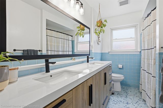 14954 Norman Street, Livonia, MI 48154
