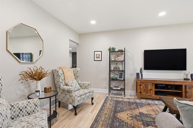 14954 Norman Street, Livonia, MI 48154