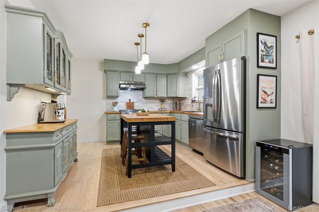 14954 Norman Street, Livonia, MI 48154