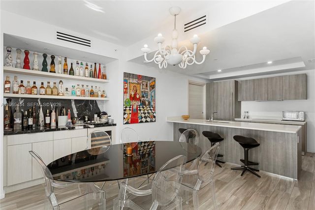 801 S Miami Ave 3310, Miami, FL 33130