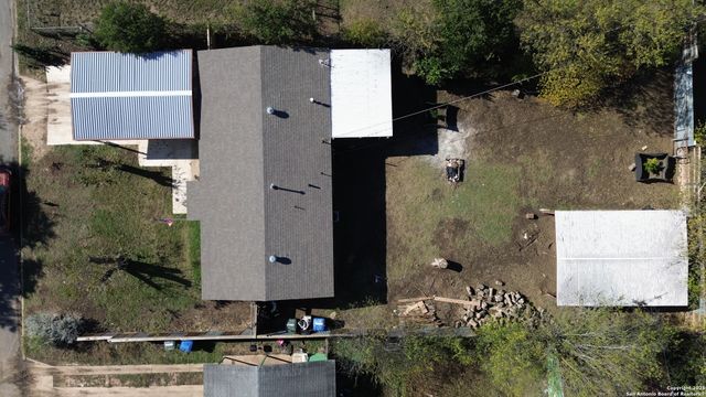 257 Longview Dr, San Antonio, TX 78220