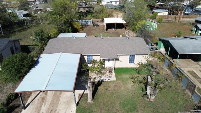 257 Longview Dr, San Antonio, TX 78220