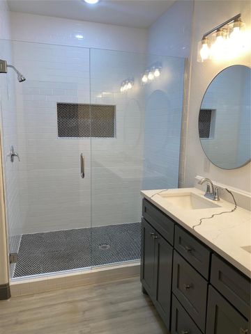 823 E Arlington Avenue, Fort Worth, TX 76104