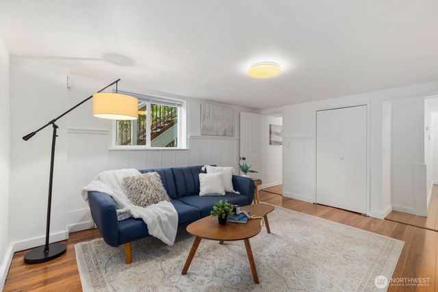 3218 S Byron Street, Seattle, WA 98144