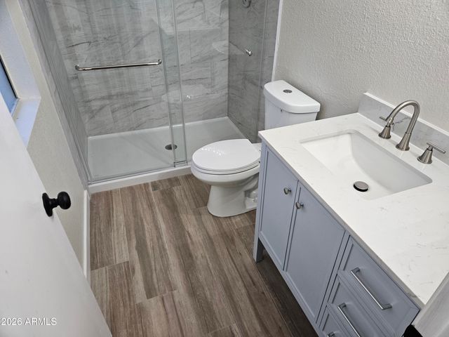 8949 W CINNABAR Avenue, Peoria, AZ 85345