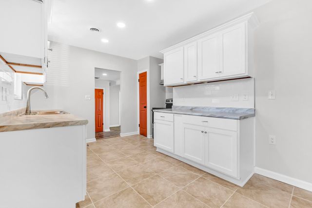 4025 E WHITEHAVEN PARK CIR, Memphis, TN 38116