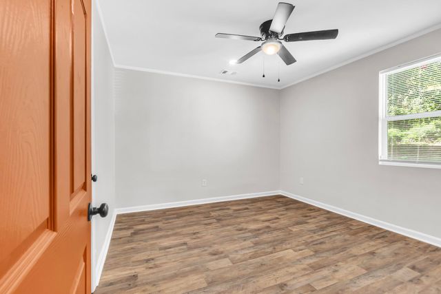 4025 E WHITEHAVEN PARK CIR, Memphis, TN 38116