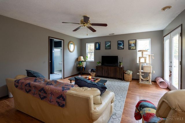 2914 US Rt 50, Perry Twp, OH 45118
