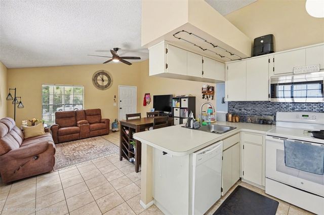 516 SHERIDAN DRIVE, Palm Harbor, FL 34684