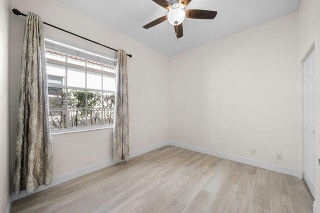 836 Lavender Cir, Weston, FL 33327