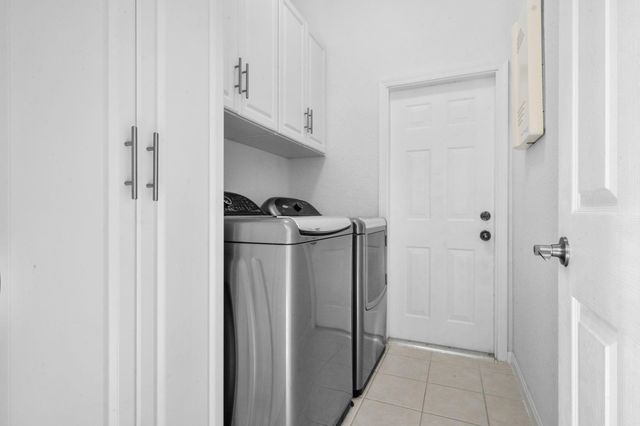 836 Lavender Cir, Weston, FL 33327