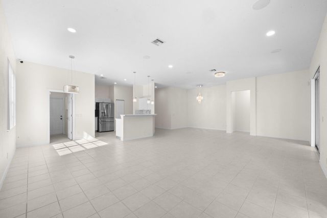 836 Lavender Cir, Weston, FL 33327