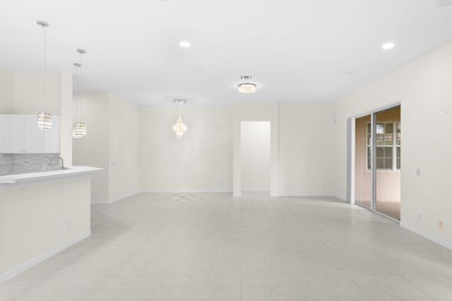 836 Lavender Cir, Weston, FL 33327