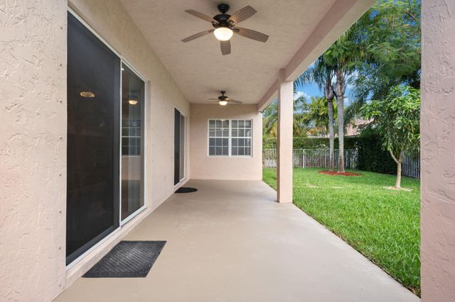 836 Lavender Cir, Weston, FL 33327