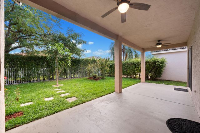 836 Lavender Cir, Weston, FL 33327