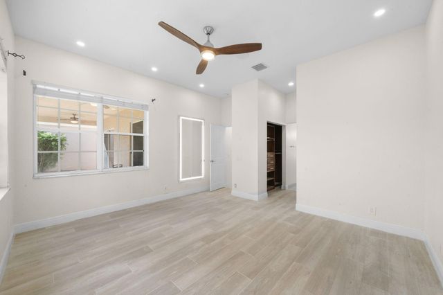 836 Lavender Cir, Weston, FL 33327