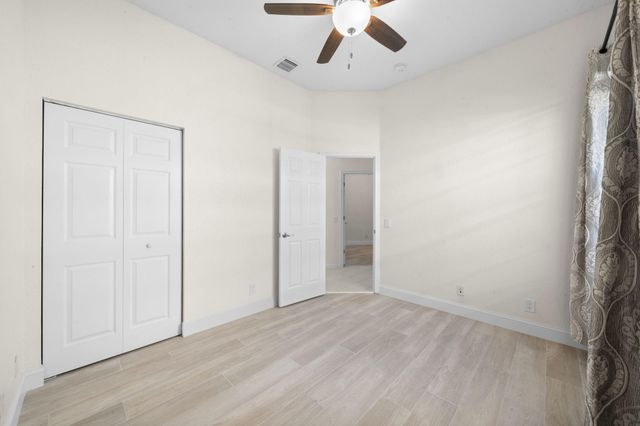 836 Lavender Cir, Weston, FL 33327