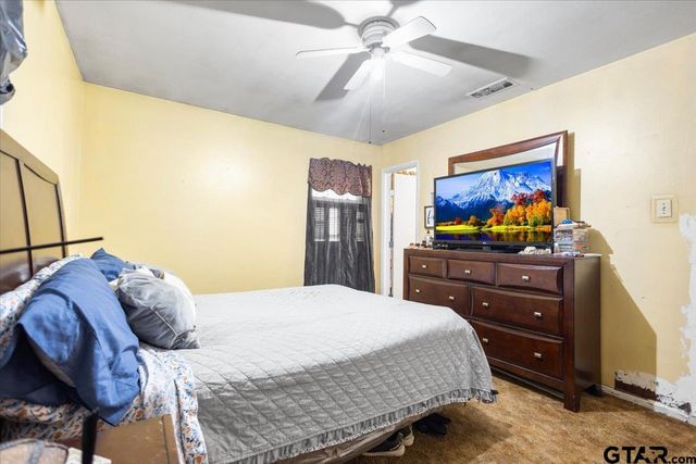 3211 Shady Trail Dr, Tyler, TX 75702