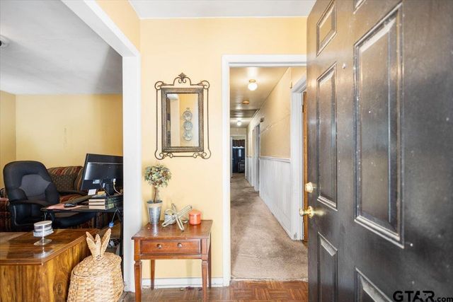 3211 Shady Trail Dr, Tyler, TX 75702