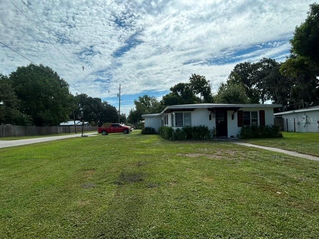 301 PENNSYLVANIA AVE STREET, St Cloud, FL 34769