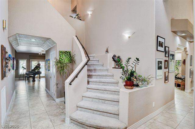 2136 Lookout Point Circle, Las Vegas, NV 89117