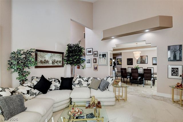 2136 Lookout Point Circle, Las Vegas, NV 89117